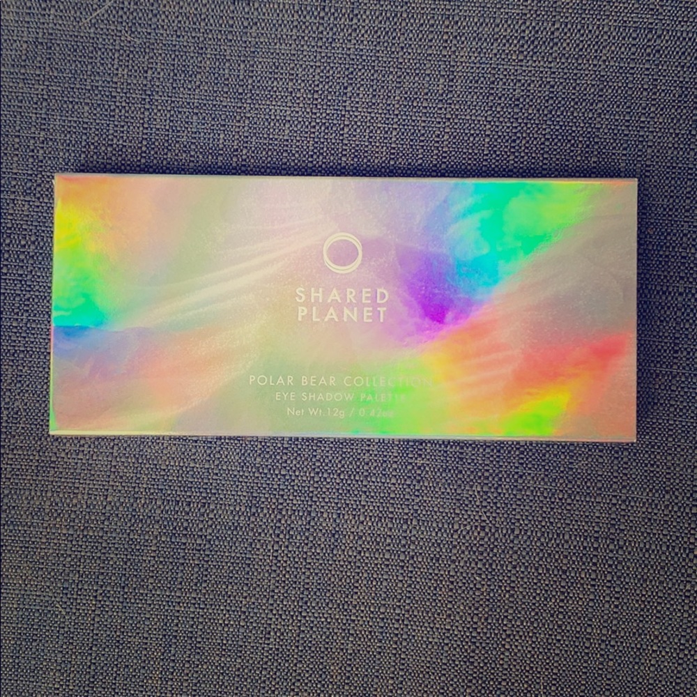 Shared Planet Eye Shadow Palette